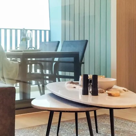 Appartement Beautiful In *